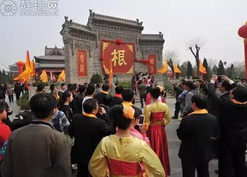 中國(guó)人,到了該為家族再建一座祠堂,再修一本家譜的時(shí)候了!