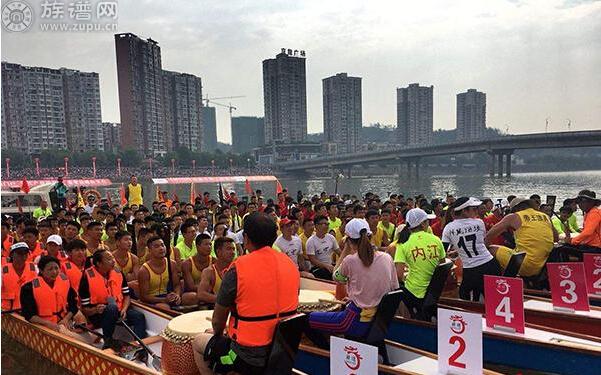 端午盛宴数万人云集沱江两岸围观"简阳龙舟公开赛"